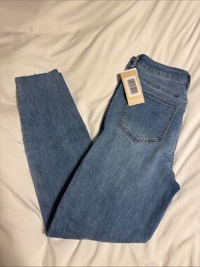 JustFab Women's Medium Blue Skinny Jeans